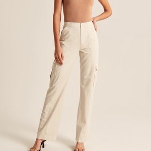 Women's Relaxed Cargo Pant Abercrombie Cream